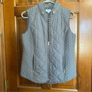 Crown & Ivy Gray Quilted Vest